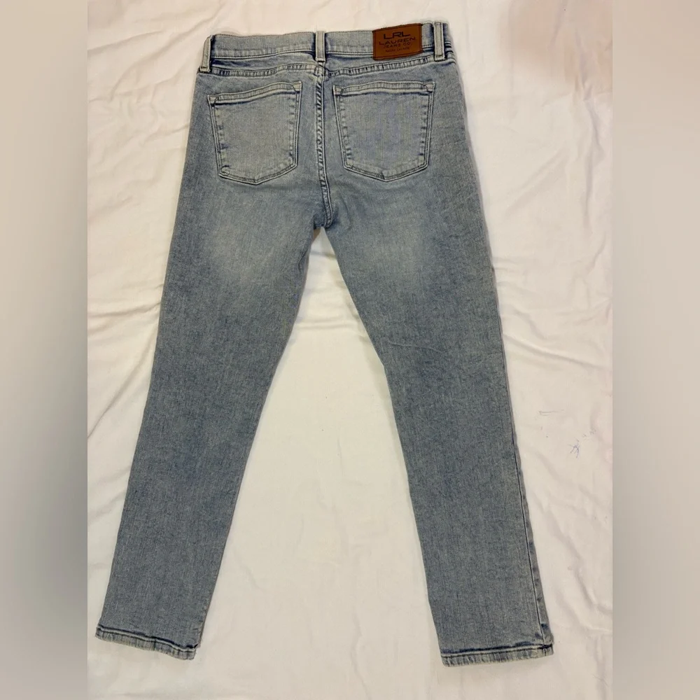 Ralph Lauren Light Wash Jeans- Size 4 - Picture 6 of 8
